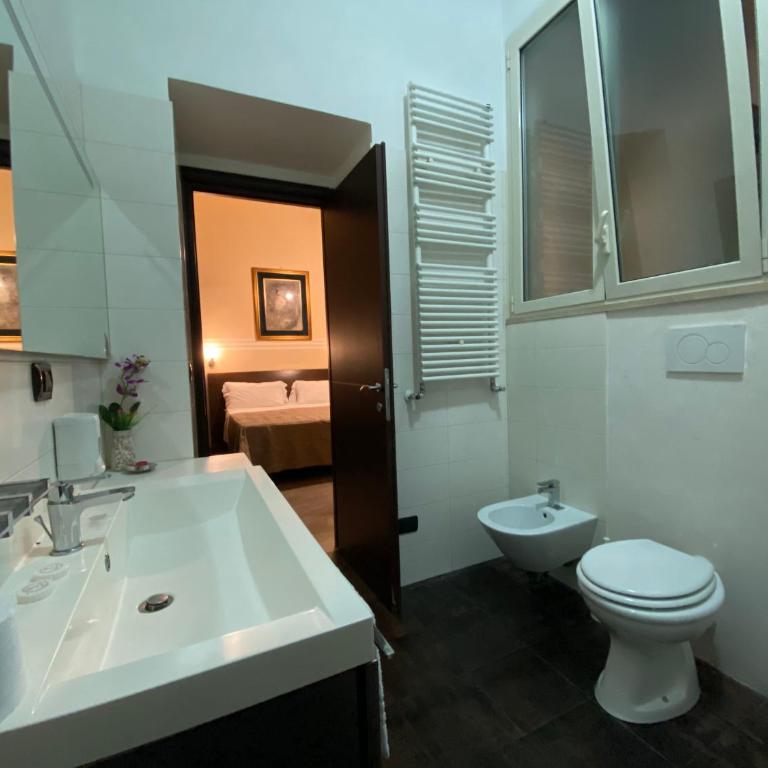 Quintino B&B - Triple Room with Balcony - 10