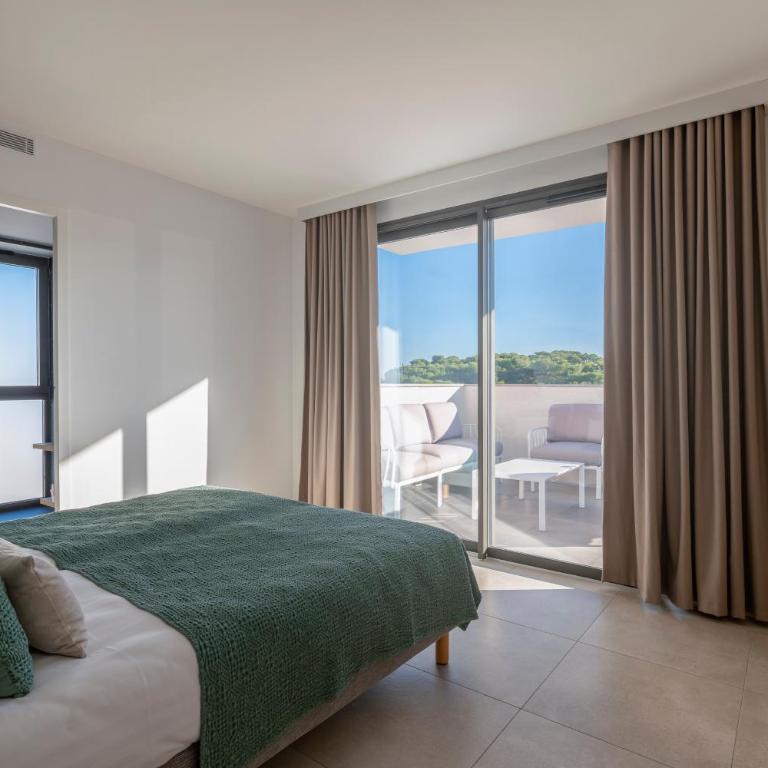 Lagrange Apart'Hôtel Antibes Olympie - Appartement 3 Chambres - 4