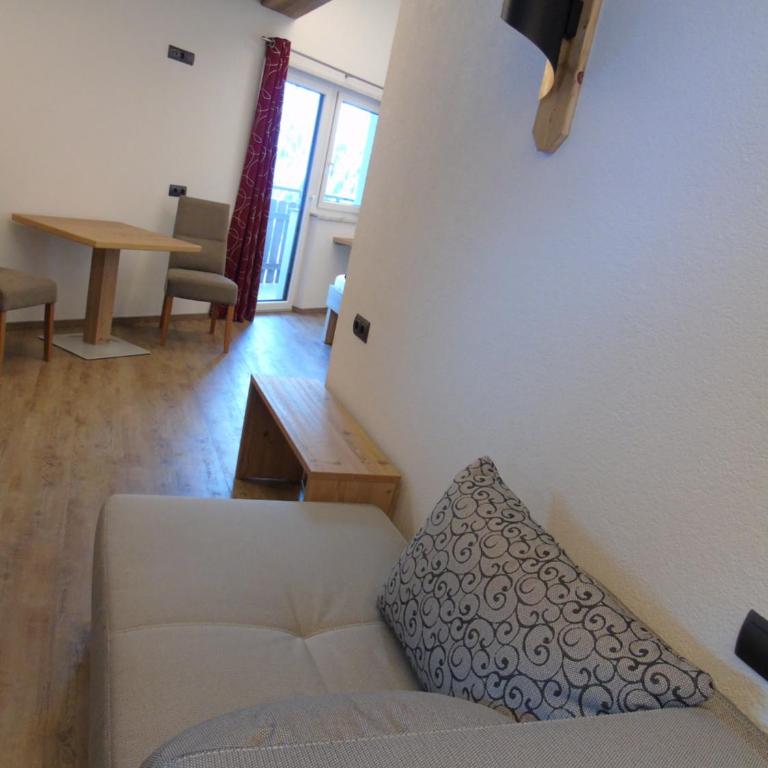 Pension Sonnleitner - Doppelzimmer mit Bergblick - 5