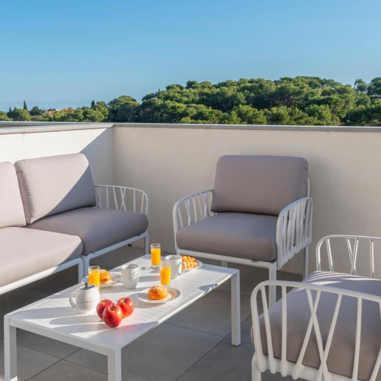 Lagrange Apart'Hôtel Antibes Olympie - Appartement 3 Chambres - 5