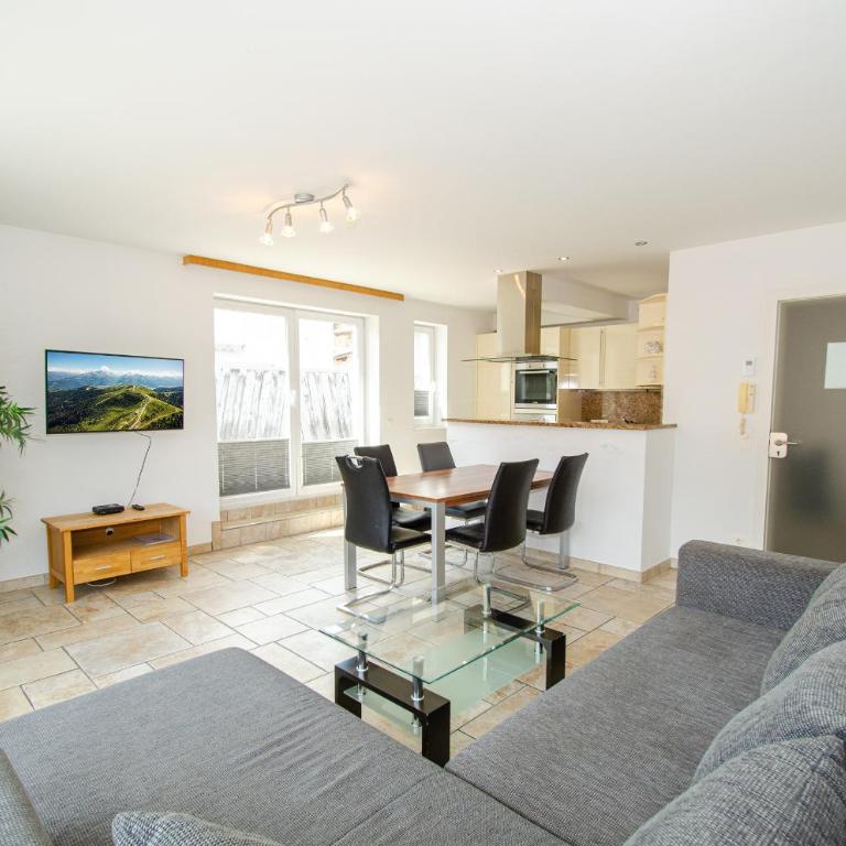 Penthouse in the heart of Zell am See - Apartment mit 2 Schlafzimmern und Balkon - Penthouse - 1