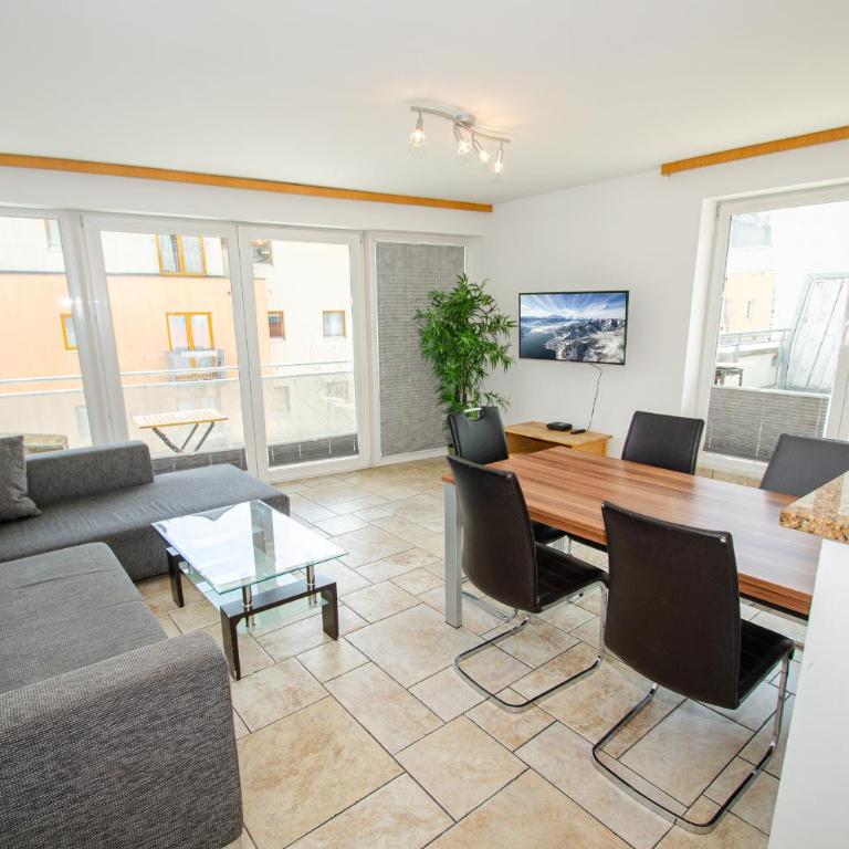 Penthouse in the heart of Zell am See - Apartment mit 2 Schlafzimmern und Balkon - Penthouse - 13