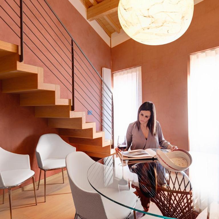 1881 LUXURY SUITES - Duplex Apartment - 17