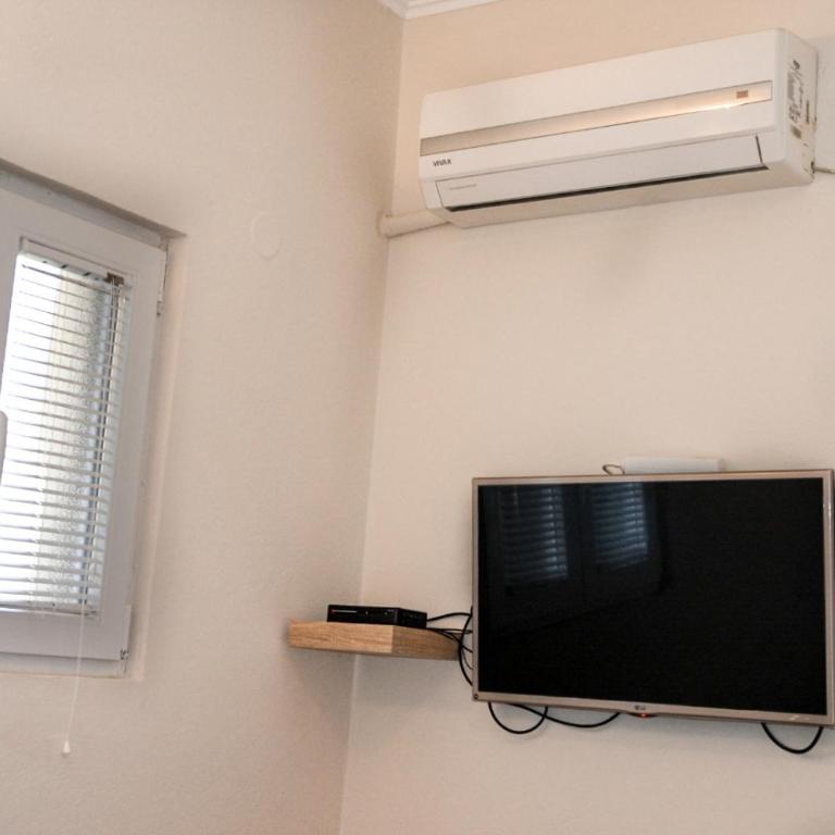 Apartmani Vlaovic - Studio with Sea View - 8