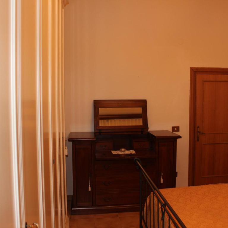 Il Vecchio Cipresso - Appartamento con 2 Camere da Letto (3 Adulti) - 7