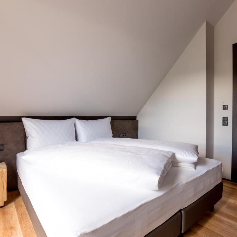 DER WOLF -Suiten - Apartment mit 3 Schlafzimmern - 6