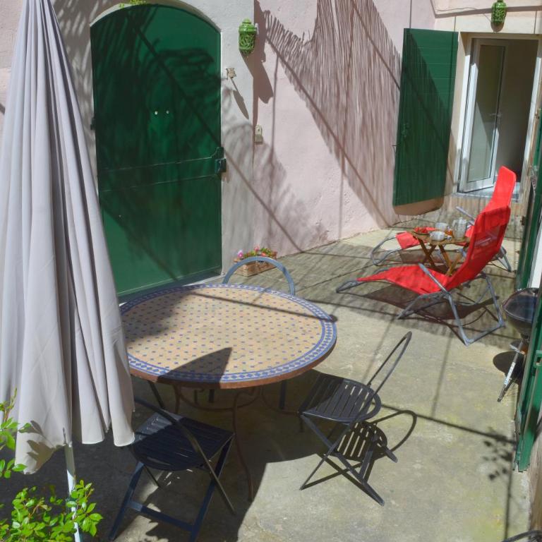 Le Mas Sivan - maison provençale avec terrasse, parking sécurisé, climatisation, wifi - Casa - 2