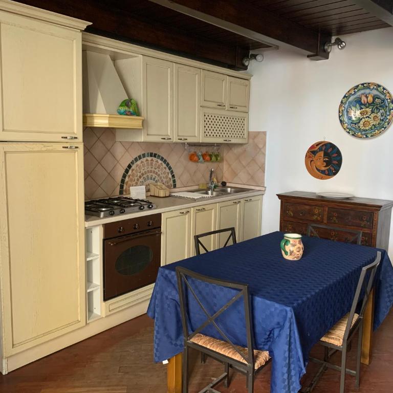 Napoli Centro Antico 167 - Two-Bedroom House - 4