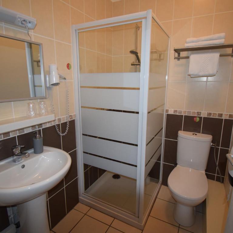 Hôtel du Commerce - Centre Millau - Chambre Double - 3