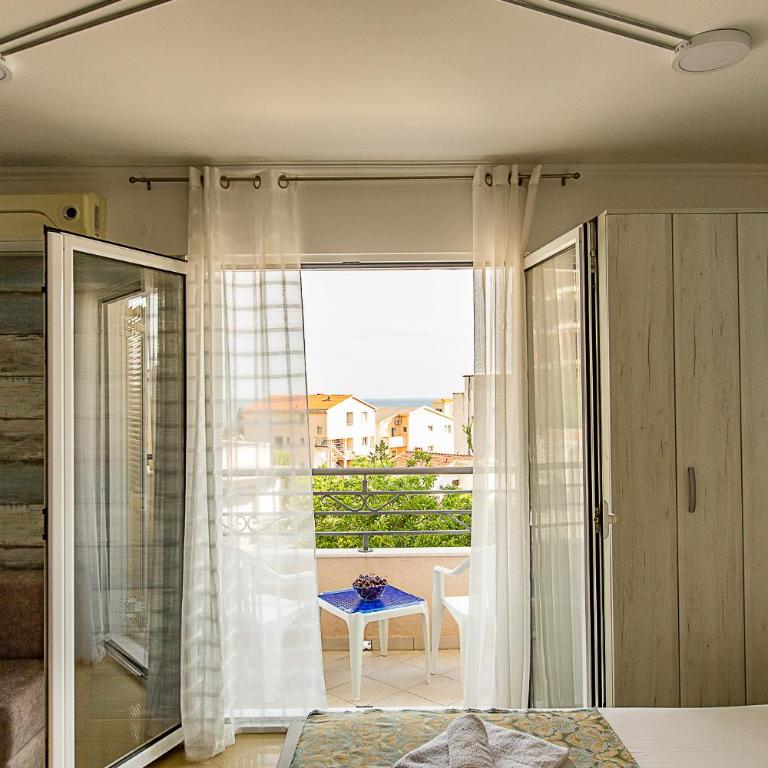 Apartments Alesia Bečići - Studio with Sea View - 7