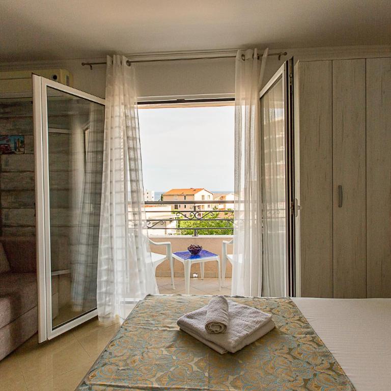 Apartments Alesia Bečići - Studio with Sea View - 35