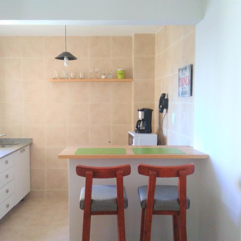 Hermoso departamento con excelente ubicación - Apartamento de 1 dormitorio - 2