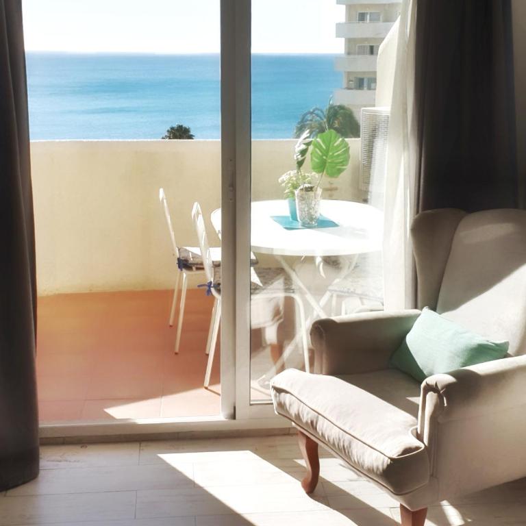 EL ESTUDIO DE LA PLAYA BENALBEACH Holidays Deluxe - Estudio Deluxe (2 adultos + 2 niños) - 55