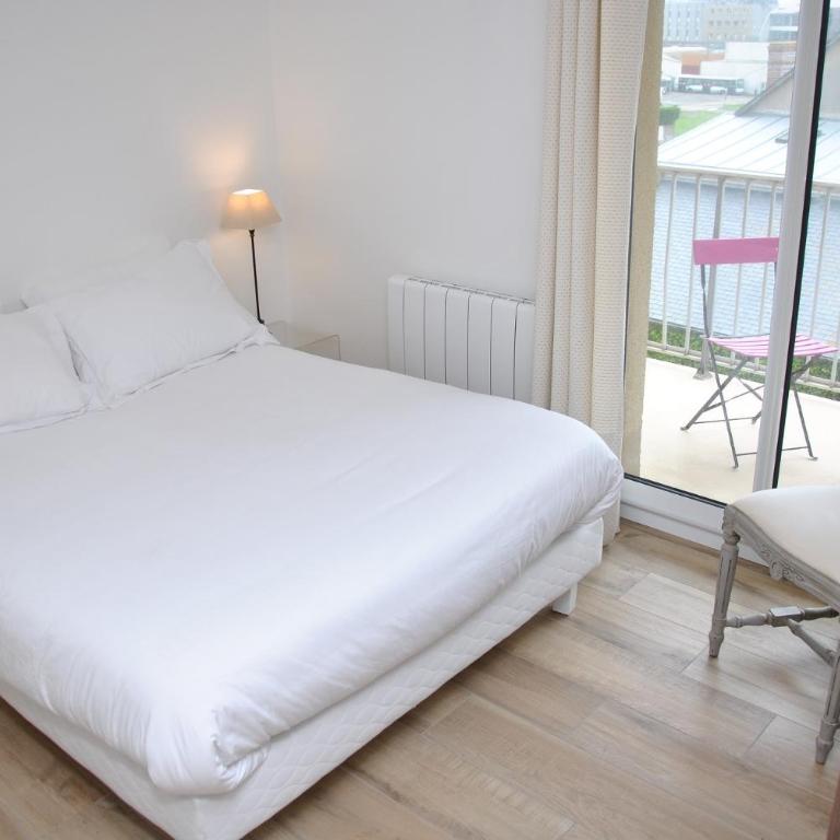 Hôtel Le Beaufort - Chambre Familiale Annexe (120 Mètres du Bâtiment Principal) - 2