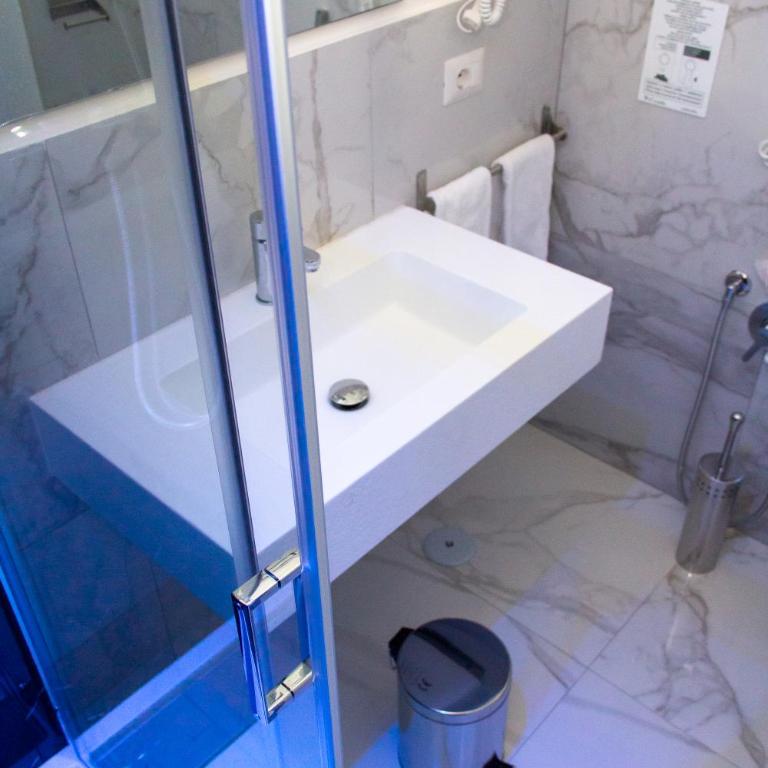 Home at Rome Vatican Suites - Camera Superior - 12
