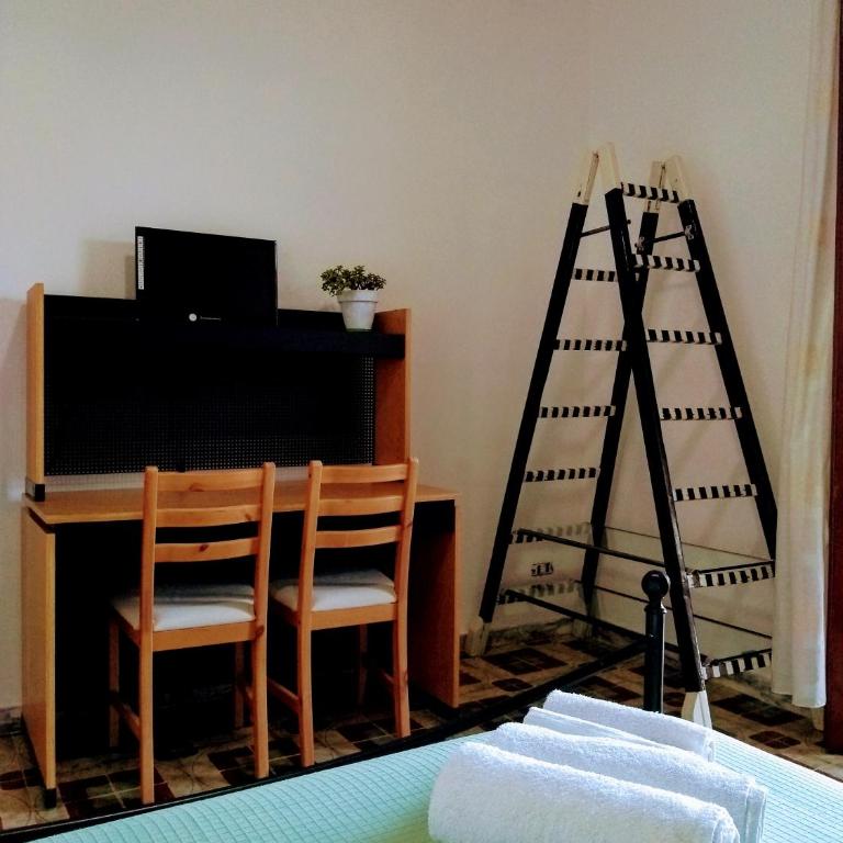Casa Lumaki - Deluxe Double Room with Balcony and Sea View - 5