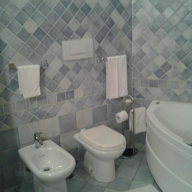 La Fonte dell'ulivo 3 - Camera Matrimoniale con Bagno Privato - 9