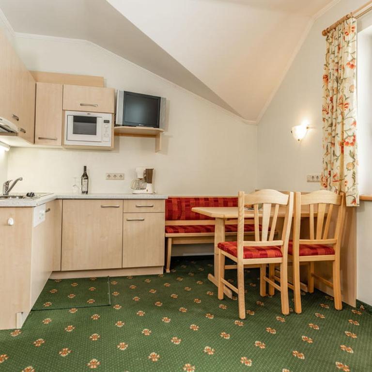 Land- und Appartementhaus Pircher - Deluxe Apartment mit Balkon - 6