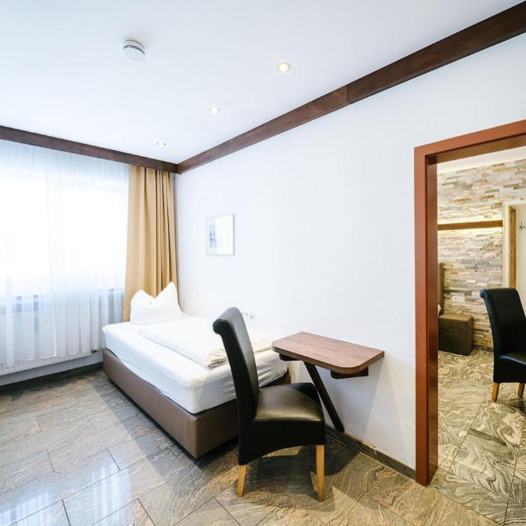 Central City Hotel - Familienzimmer mit Verbindungstür - 3