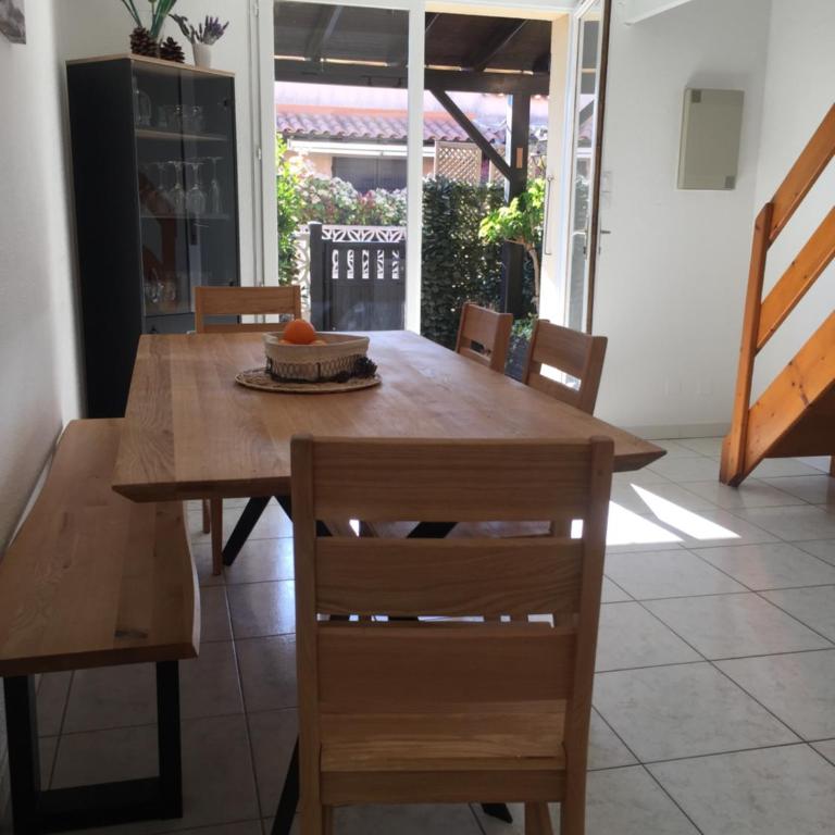 New Maison tout confort, bord de mer avec Parking Privé - Two-Bedroom House - 12