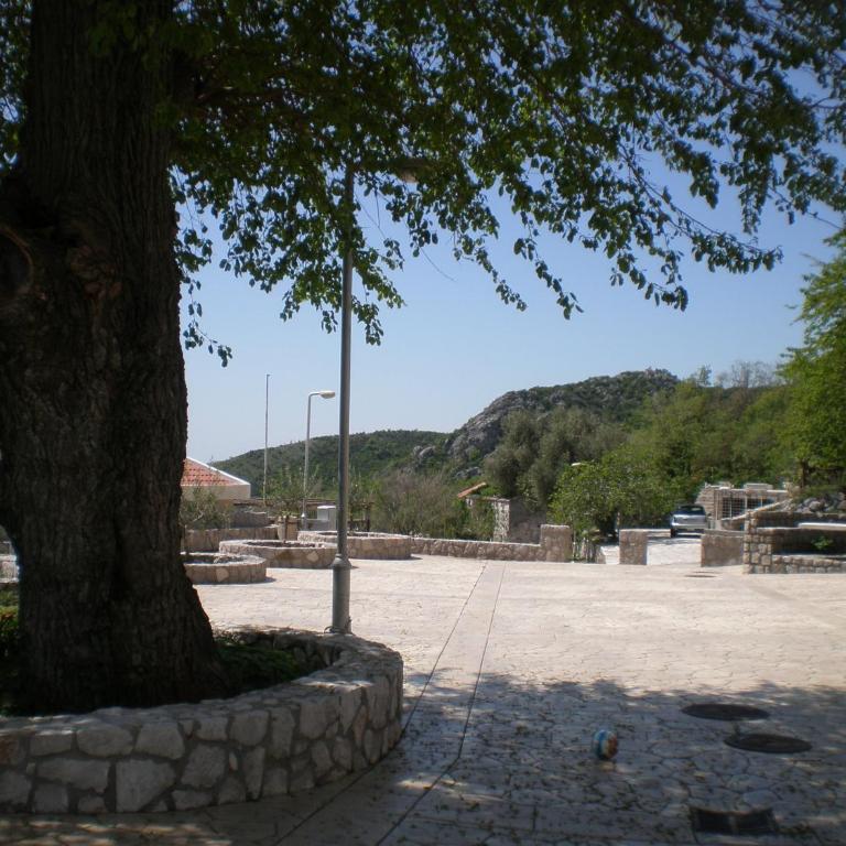 Villa Lidija - Kuća s 3 Spavaće Sobe i Terasom - 39