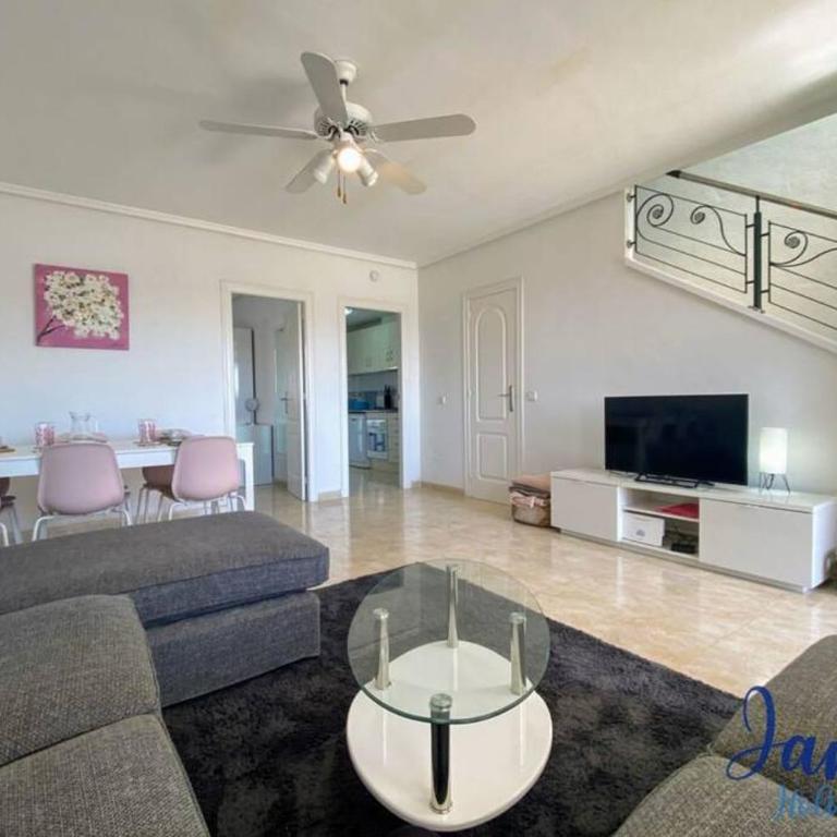 Laguna Townhouse overlooking Communal Pool LOM01 - Three-Bedroom House - 20