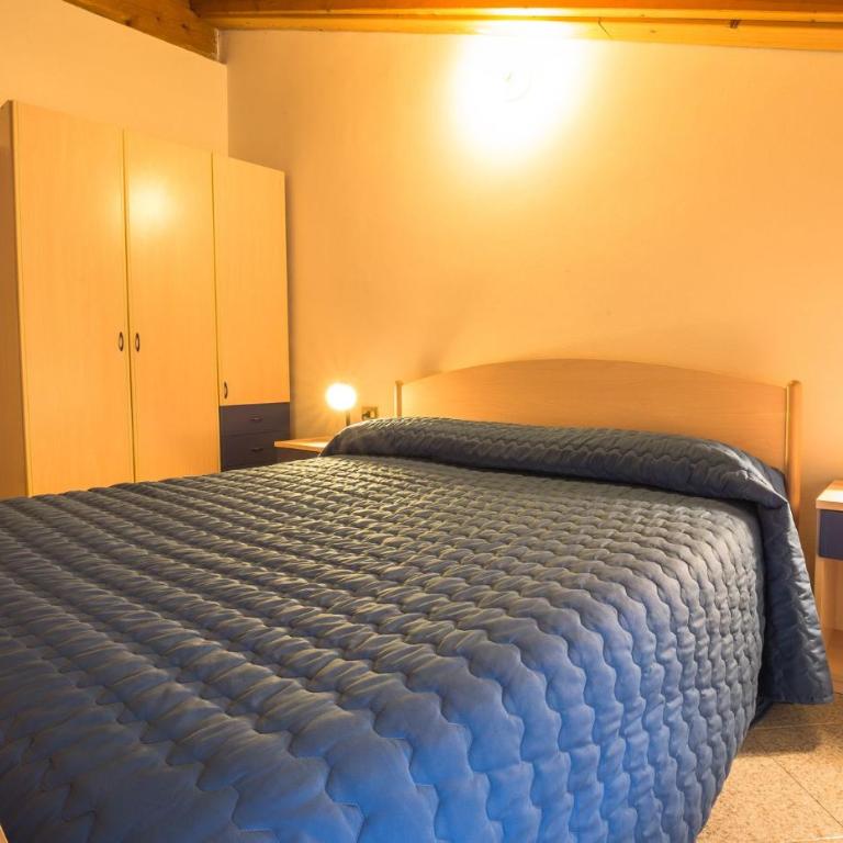 Casa Lori - Two-Bedroom Standard Apartment - 12
