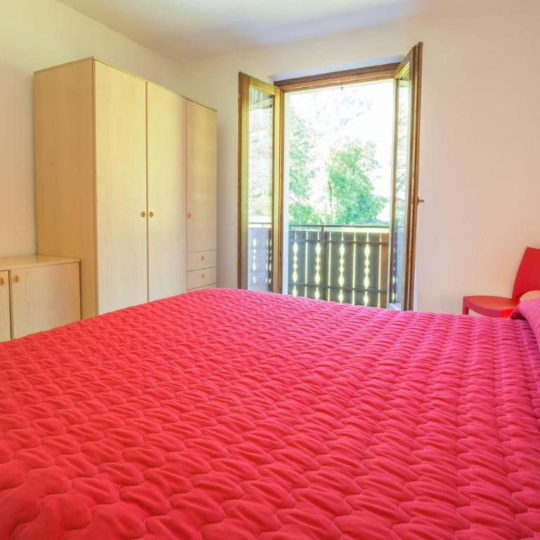 Casa Lori - Two-Bedroom Apartment with Balcony - 16