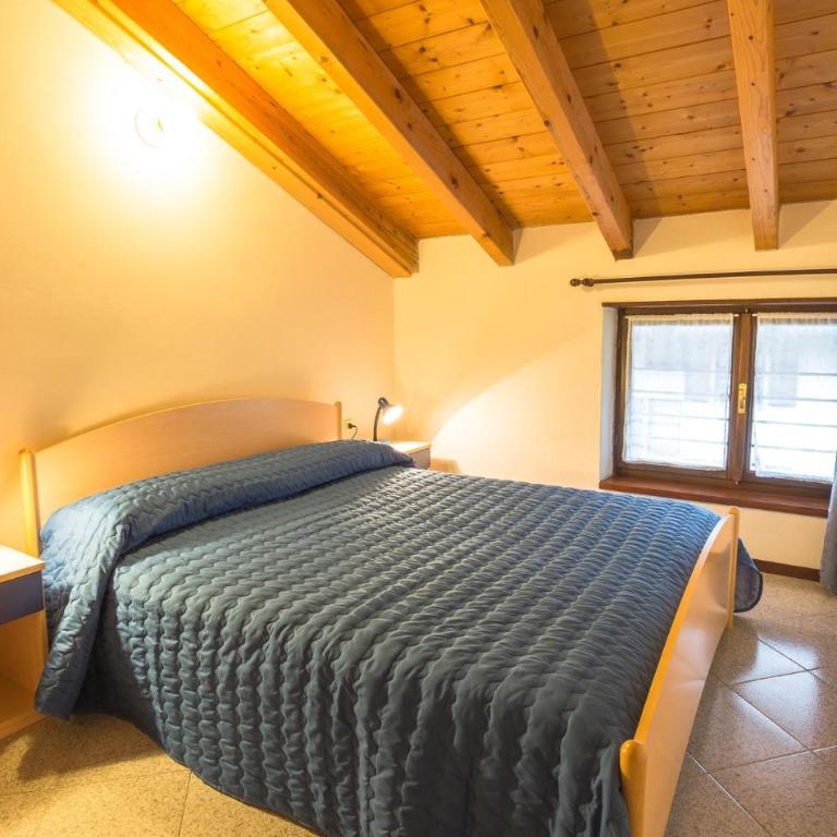 Casa Lori - Two-Bedroom Standard Apartment - 13