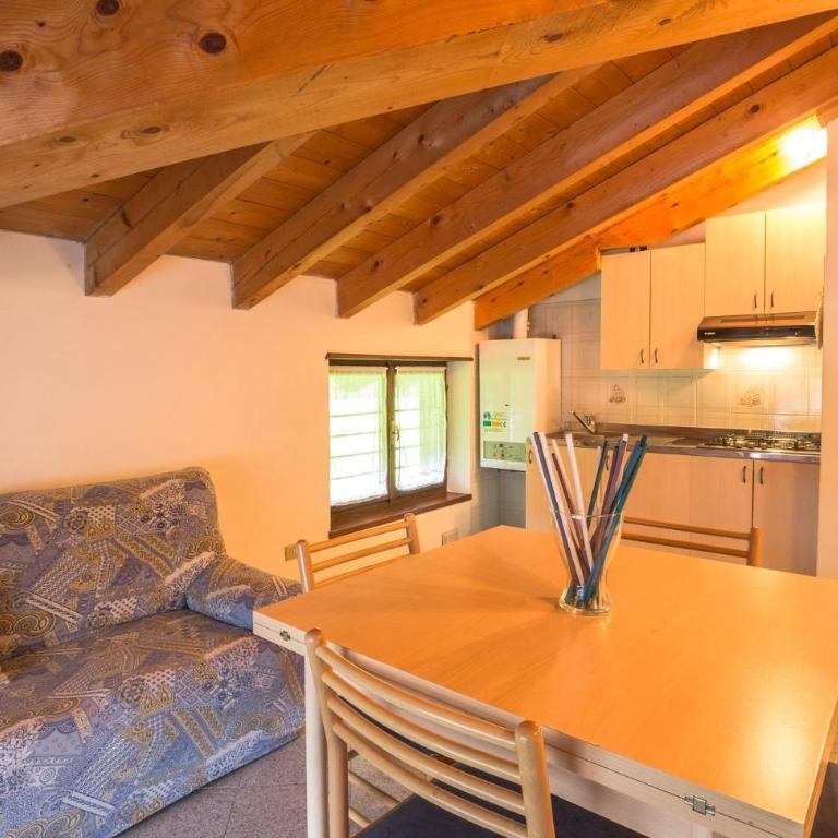 Casa Lori - Two-Bedroom Standard Apartment - 10