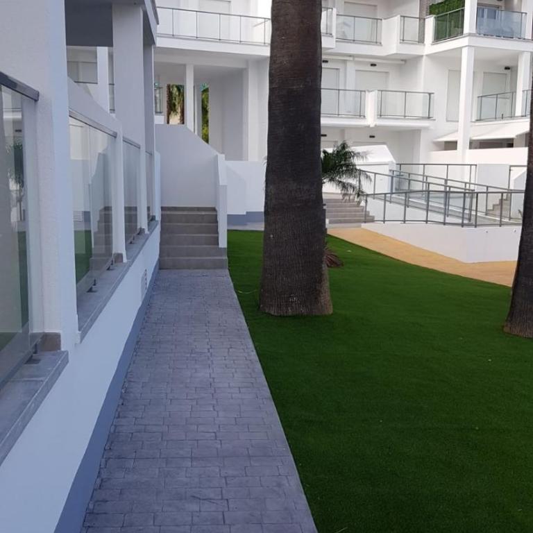 Sunny apartment in Denia with outdoor swimming pool and garage parking place included, 300m from the sandy beach - Apartamento de 3 dormitorios - 25