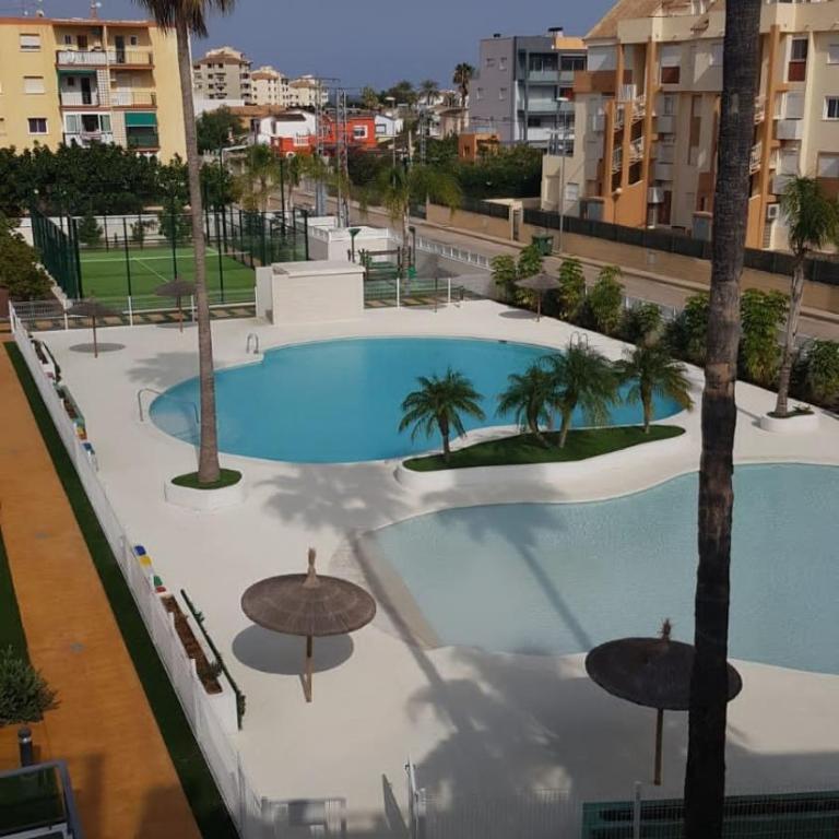 Sunny apartment in Denia with outdoor swimming pool and garage parking place included, 300m from the sandy beach - Apartamento de 3 dormitorios - 22