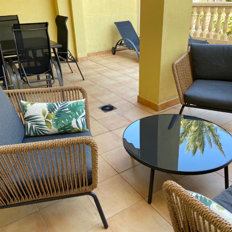 Apartamento Primera Linea Playa - Two-Bedroom Apartment - 5