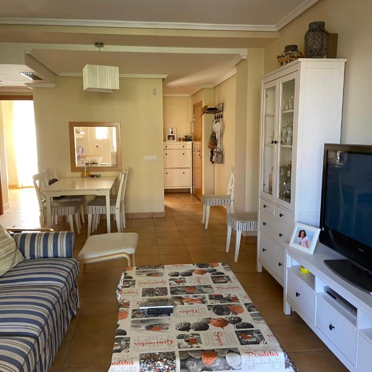Apartamento Primera Linea Playa - Two-Bedroom Apartment - 19
