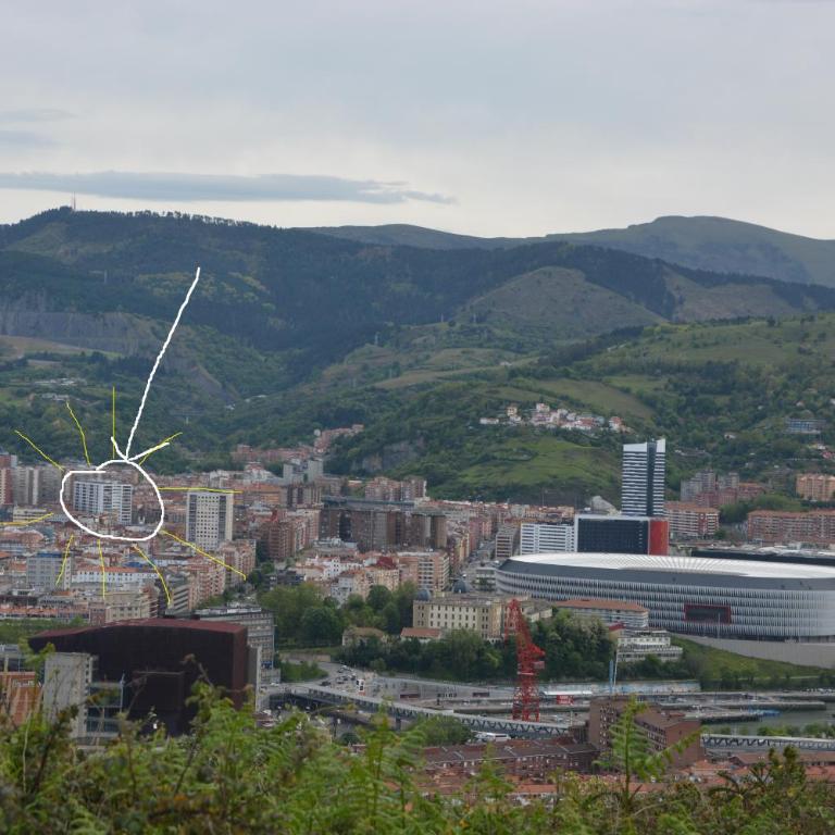 Superviews y parking vigilado en habitación independiente, baño privado, en apartamento particular, Français&English - Habitación Doble con vistas a la montaña - 20