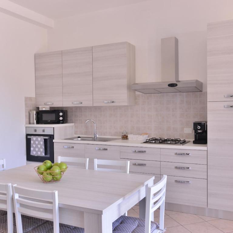 IzzHome Lagoon - Appartamento con 2 Camere da Letto - 3