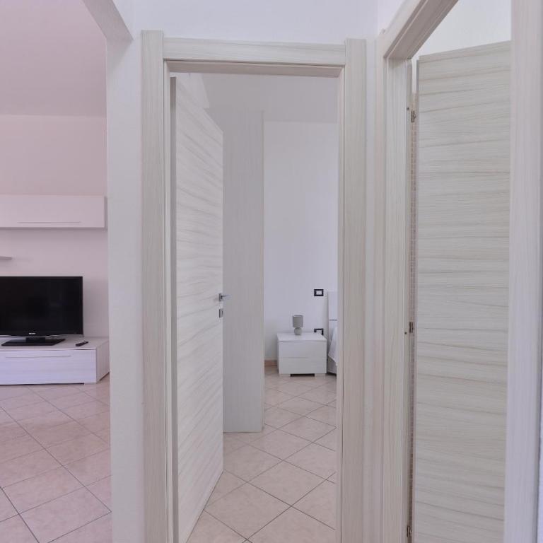IzzHome Lagoon - Appartamento con 2 Camere da Letto - 31
