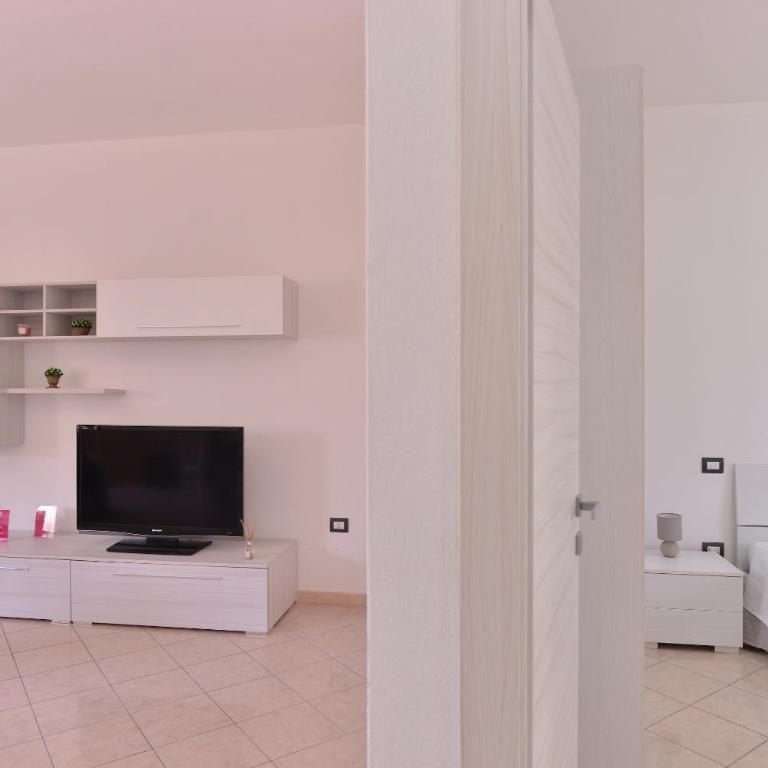IzzHome Lagoon - Appartamento con 2 Camere da Letto - 34