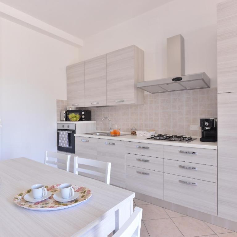 IzzHome Lagoon - Appartamento con 2 Camere da Letto - 36