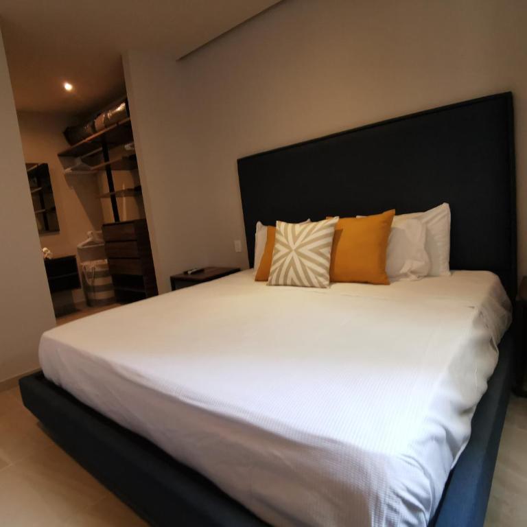 Kaab At The Park by The Spot Rentals - One-Bedroom Apartment - 8