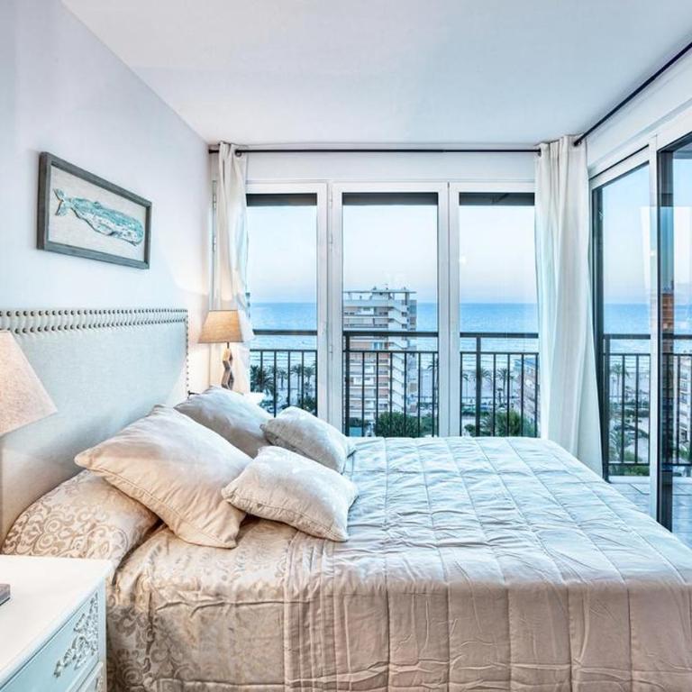 GLP Dreams Torre Alazan - Three-Bedroom Apartment - 3