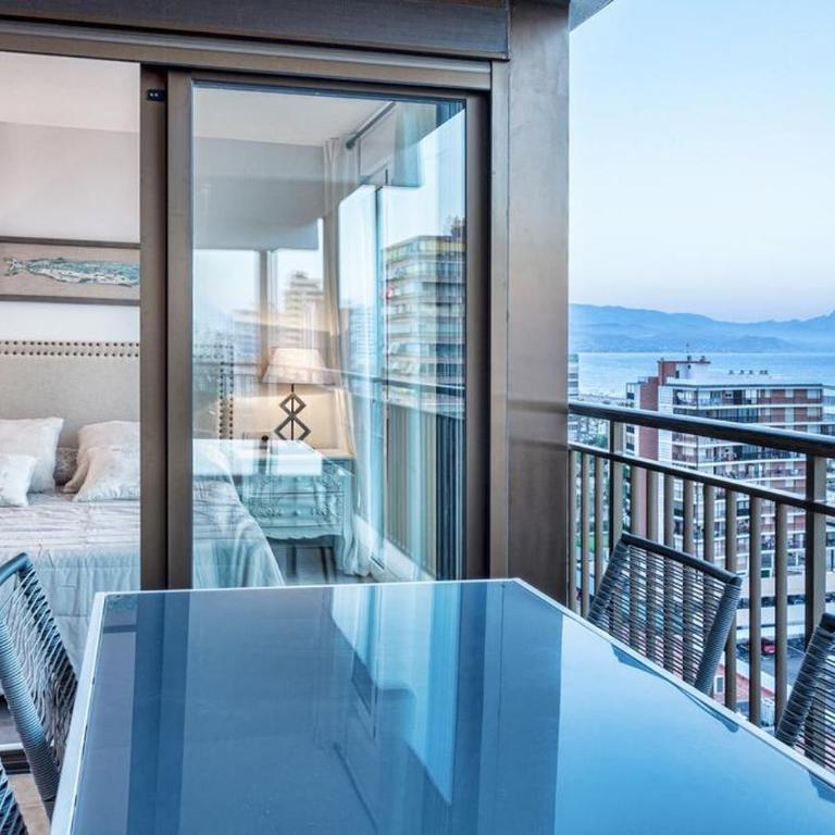 GLP Dreams Torre Alazan - Three-Bedroom Apartment - 2
