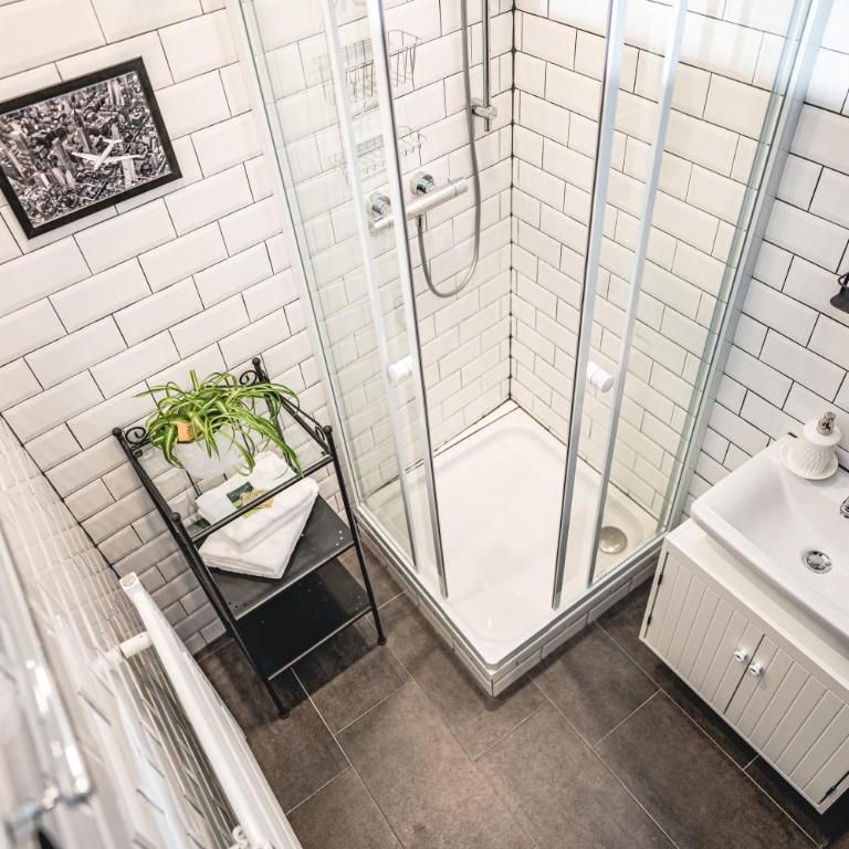 The Gallery - Standard-Wohnung mit Außentoilette - 13