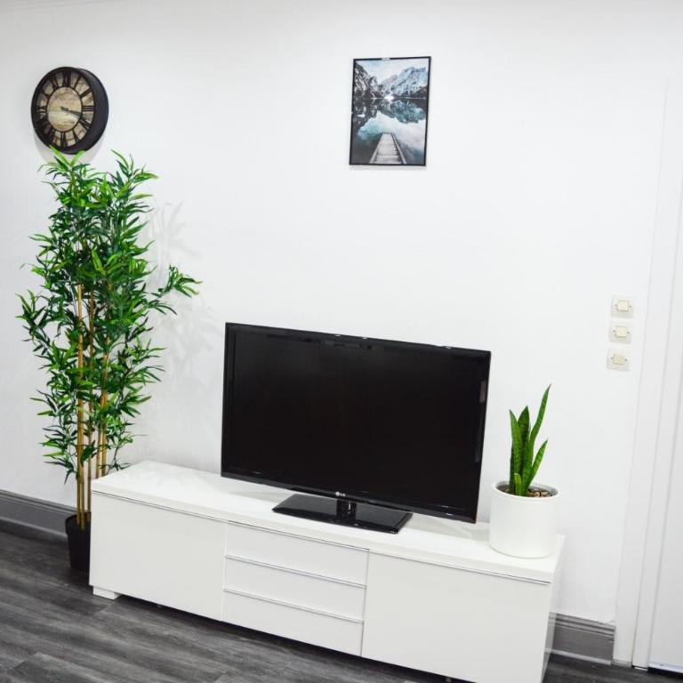 Le Blue St Léon : 2 pièces COZY Lit King Size WIFI - Apartment mit 1 Schlafzimmer - 7
