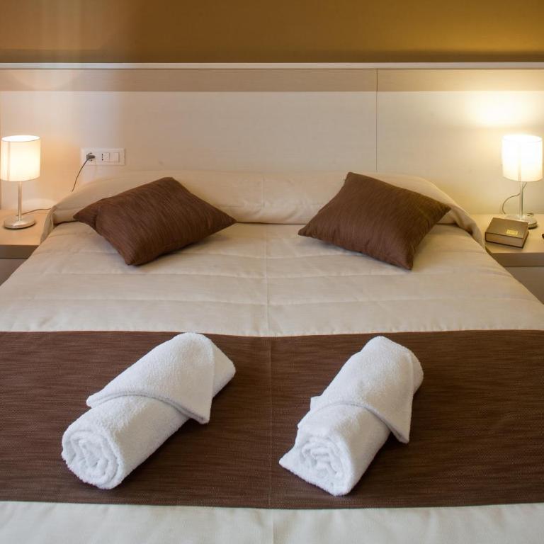 Hotel Canarie - Camera Matrimoniale - 1