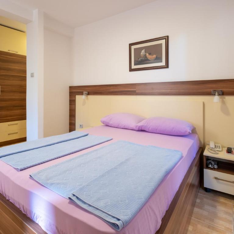 Bel Mare Apartments - Standardni Trokrevetni Studio - 4