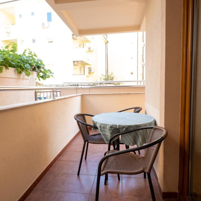 Bel Mare Apartments - Standardni Trokrevetni Studio - 1