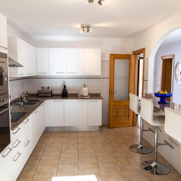 Villa with private pool, near beach and golf Caleta de Fuste- Villa Charlotte - Villa con piscina privada - 31