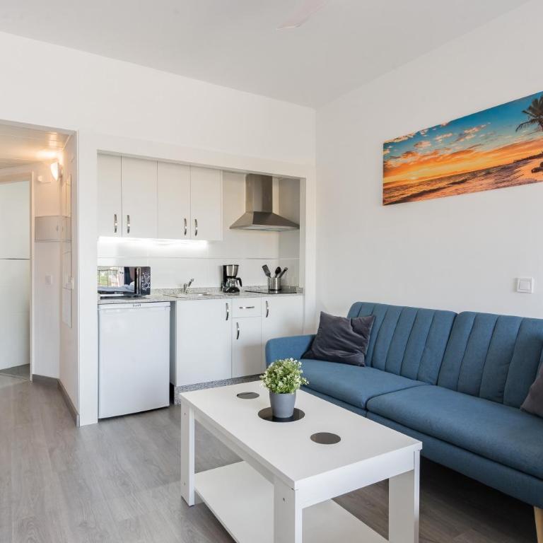 HOLIDAY RENTALS PISCINA, PLAYA PARKING a 5 min caminando del PUERTO DE BENALMADENA - Studio - 5