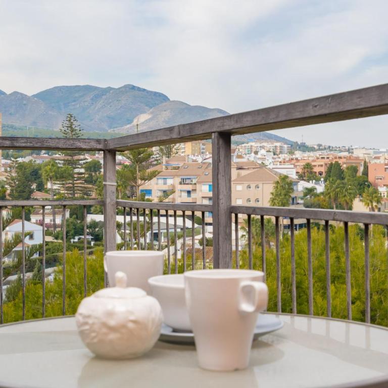 HOLIDAY RENTALS PISCINA, PLAYA PARKING a 5 min caminando del PUERTO DE BENALMADENA - Studio - 3
